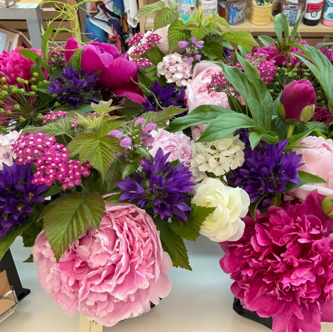 Fresh Flower Arrangement