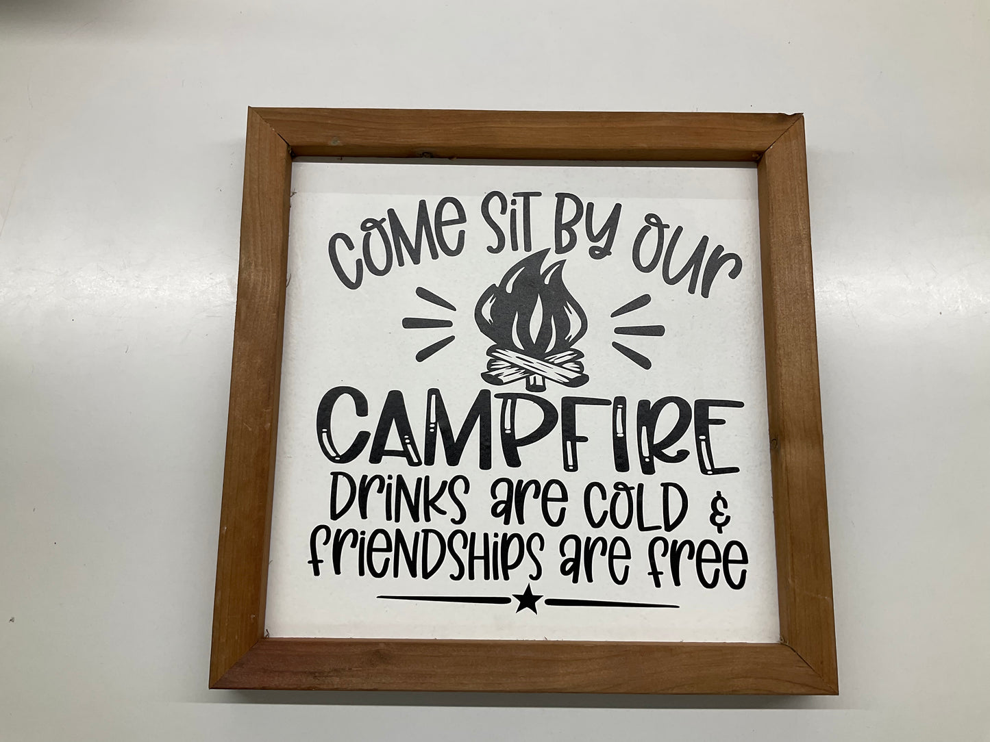 Come sit camping sign