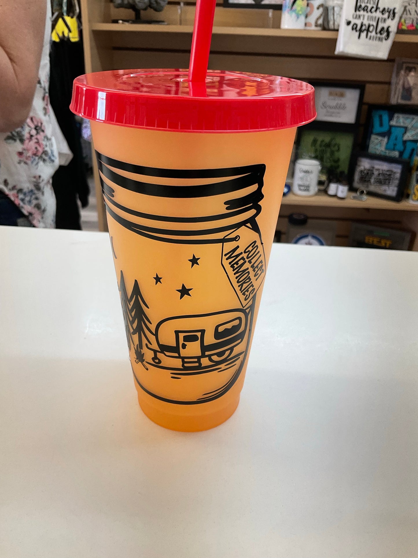 Colour Changing Cups