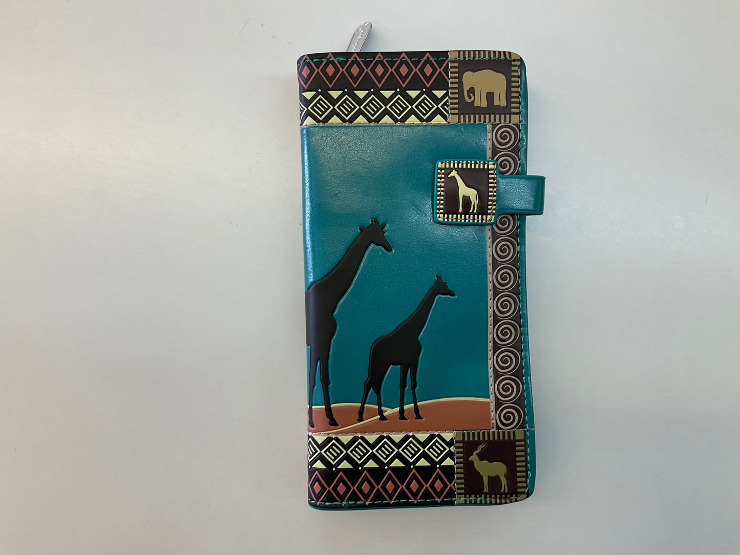 Wallet zippered mid size