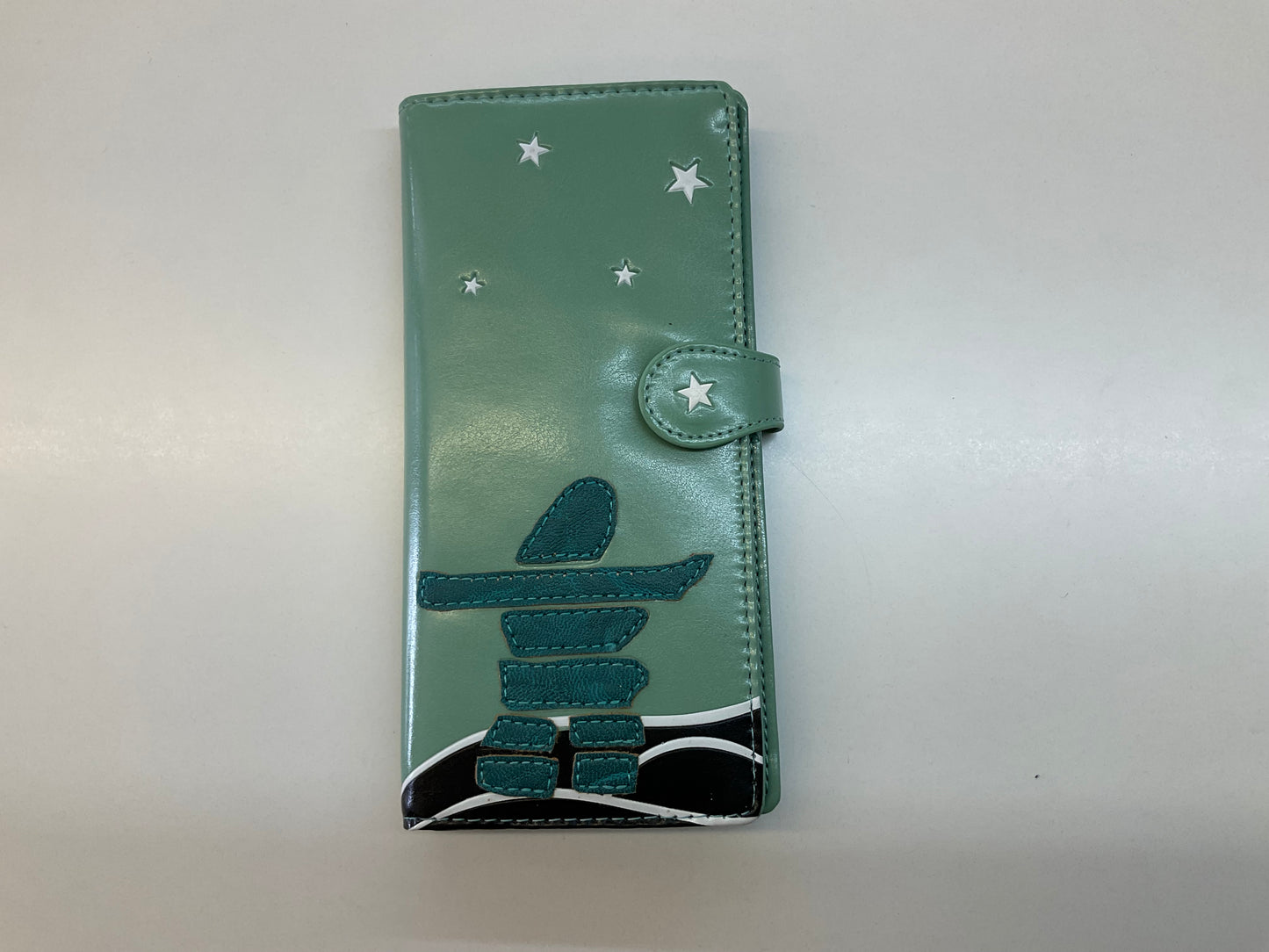 Wallet zippered mid size