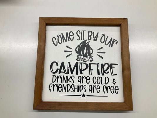 Come sit camping sign