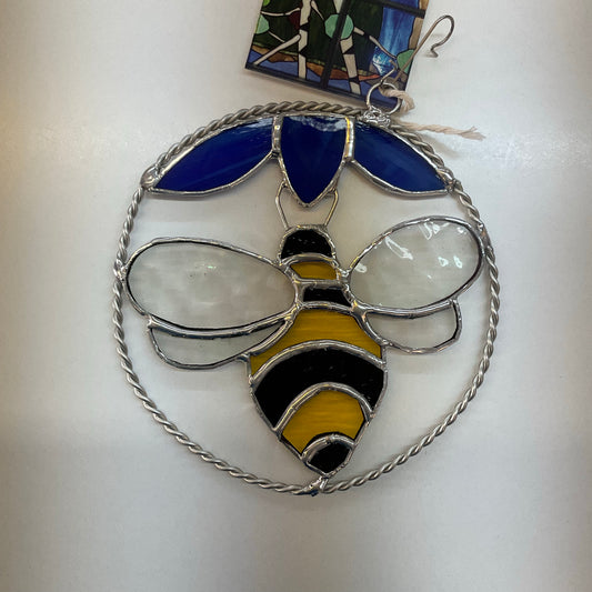 Bee With A Twist