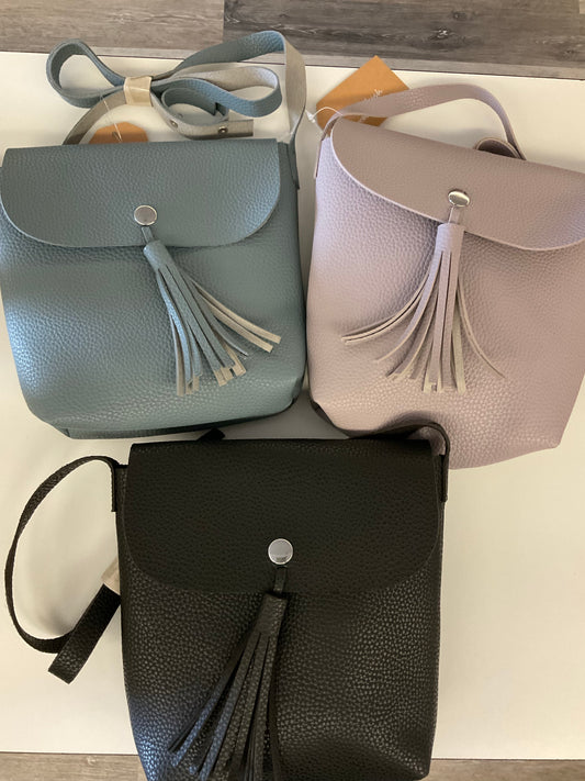 Crossbody handbag