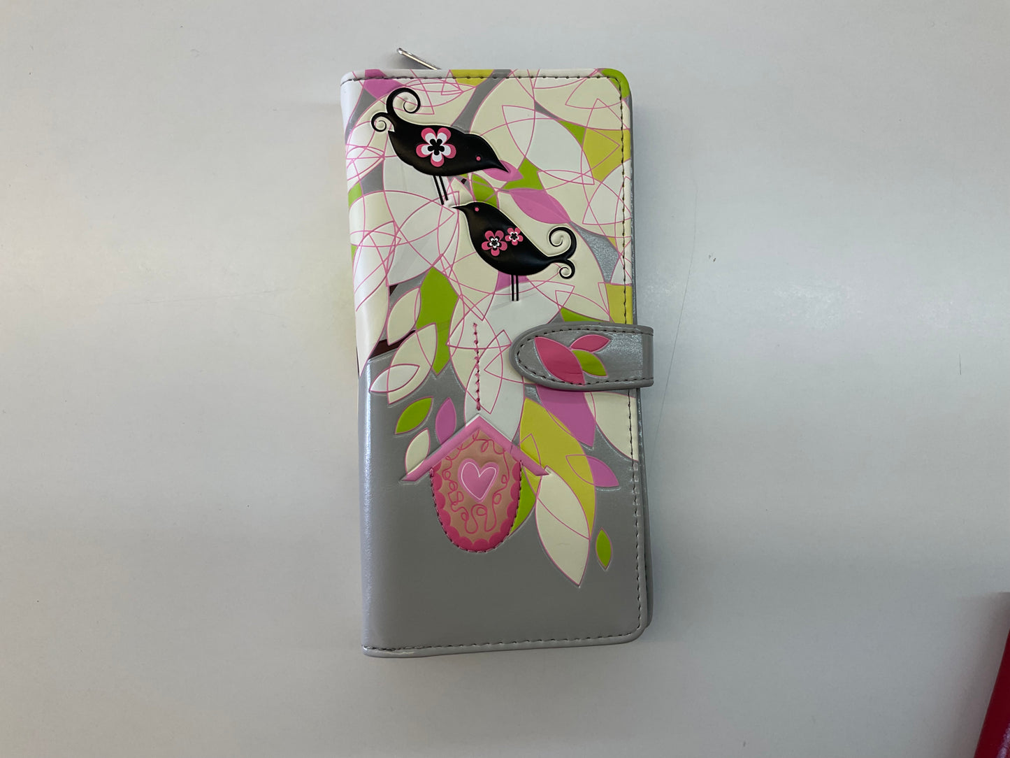 Wallet zippered mid size
