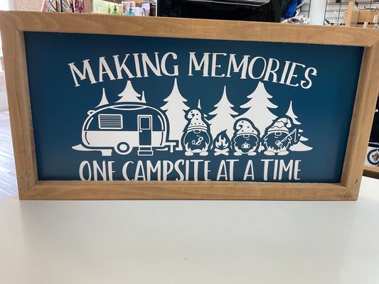 Making Memories - Gnomes